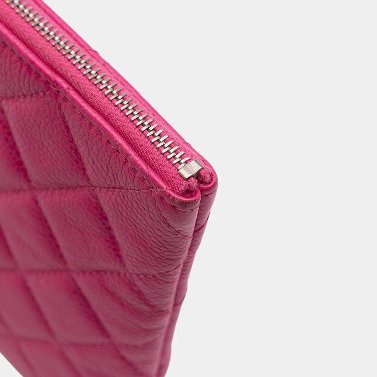 Pre Owned Chanel Pink Small Quilted Caviar O Case Clutch