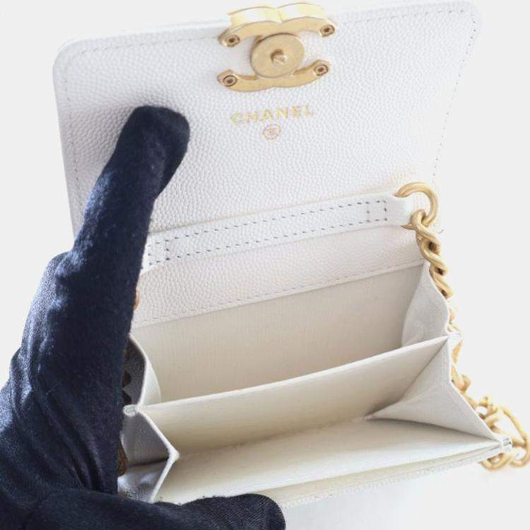 Pre Owned Chanel Mini Caviar Quilted On Chain Clutch