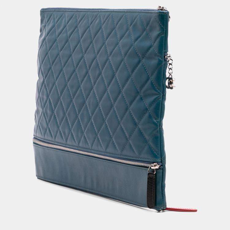 Pre Owned Chanel Blue CC Quilted Lambskin Multi Zip Clutch