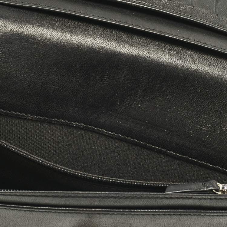 Pre Owned Chanel Black Quilted Leather CC Bifold Wallet