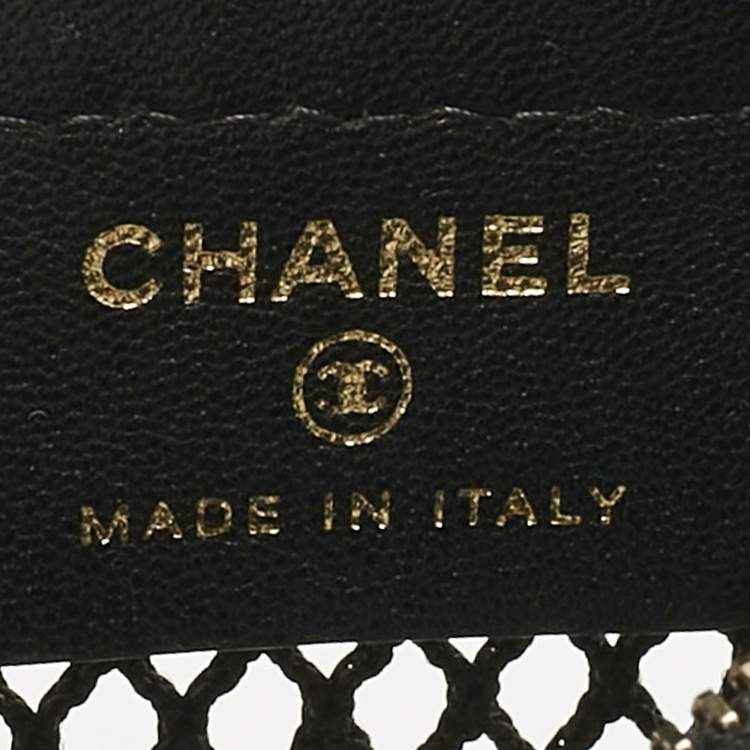 Pre Owned Chanel Black Quilted Leather and Mesh Mini Round Hobo