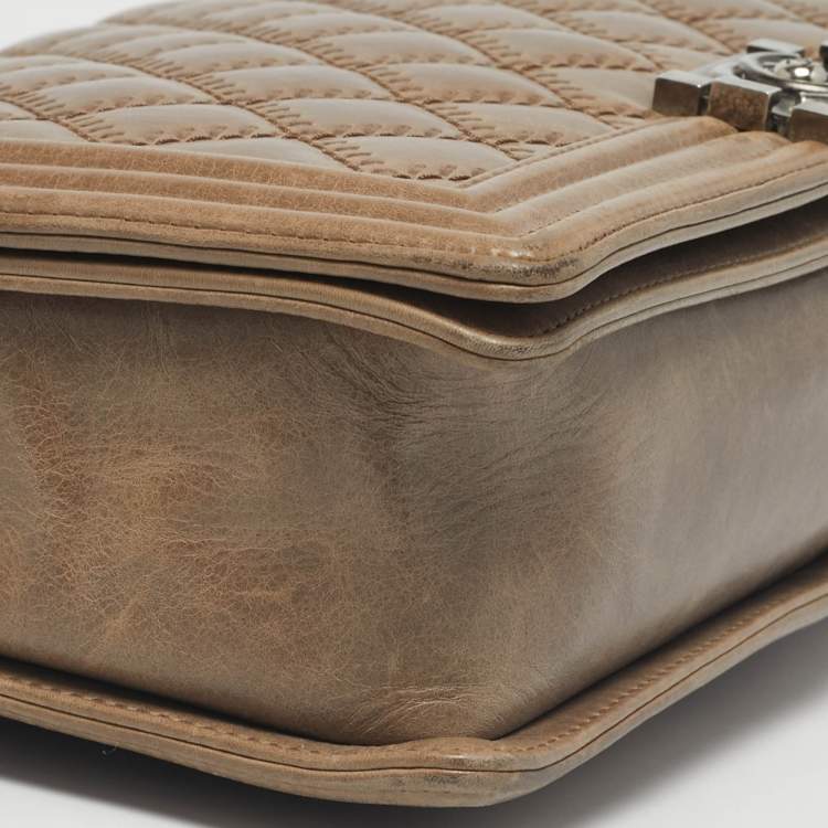 Pre Owned Chanel Beige Double Stitch Quilted Leather Large Boy Flap Bag