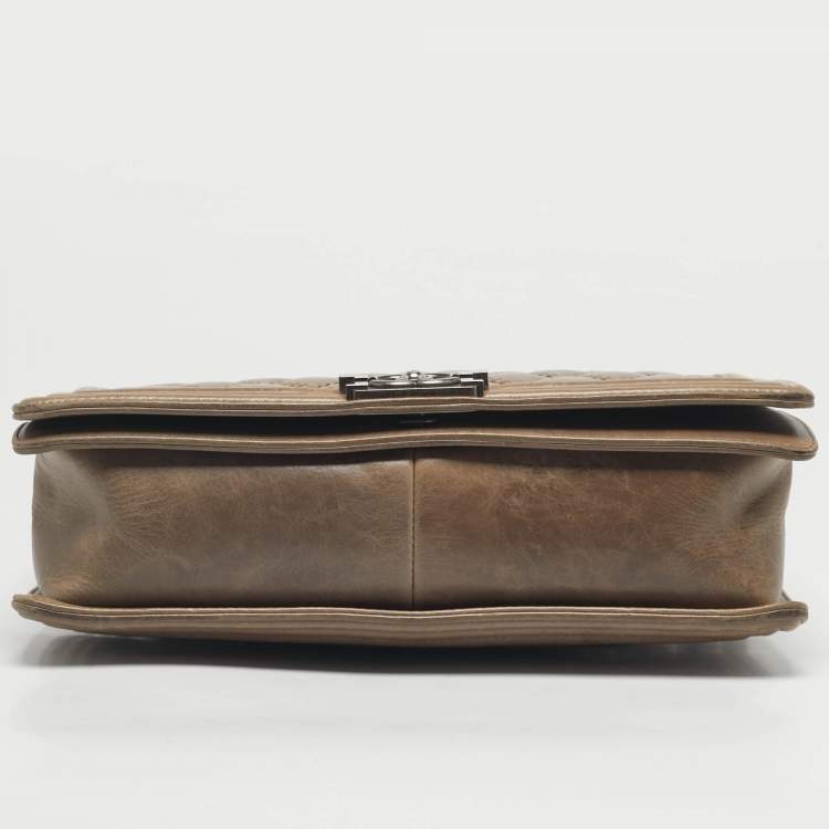 Pre Owned Chanel Beige Double Stitch Quilted Leather Large Boy Flap Bag