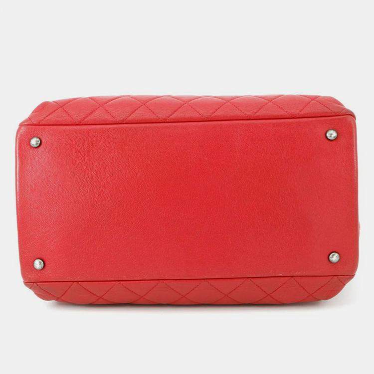 Pre Owned Chanel Matelasse 2Waybag Red Leather