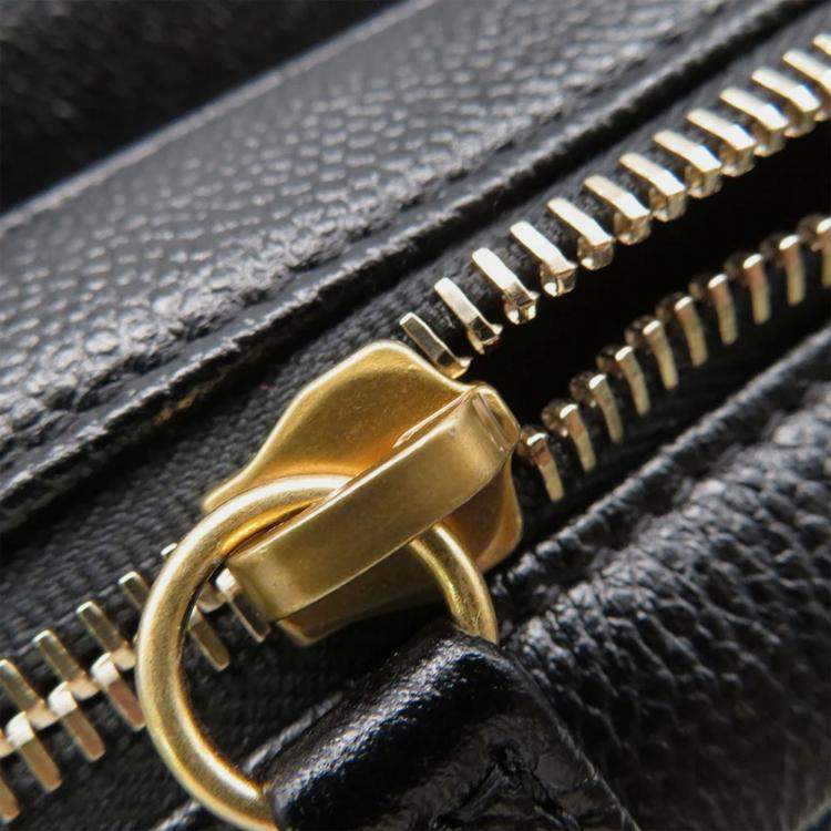 Pre Owned Chanel Matelasse Chain Backpack Black Caviar Leather