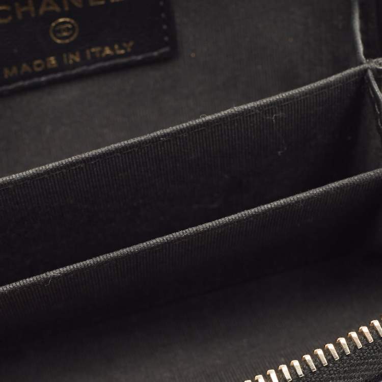 Pre Owned Chanel Black Double Stitched Quilted Leather CC Coin Purse