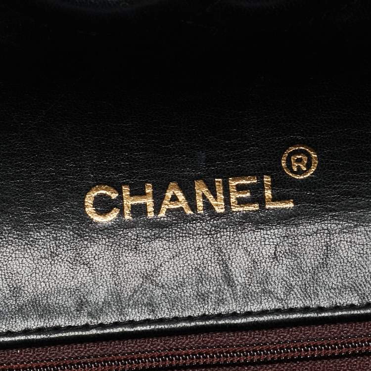 Pre Owned Chanel Black Quilted Leather Vintage CC Square Flap Bag 