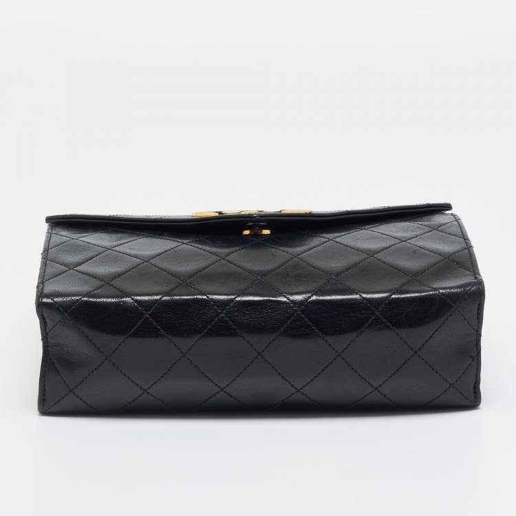 Pre Owned Chanel Black Quilted Leather Vintage CC Square Flap Bag 