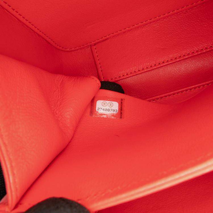 Pre Owned Chanel Multicolor Small Tricolor Caviar CC Filigree Vanity Case