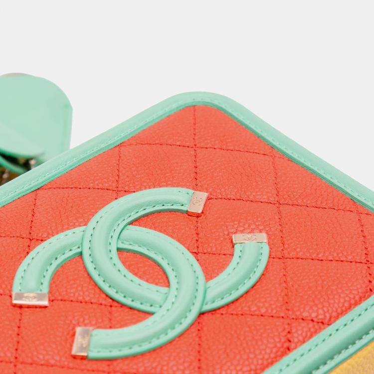 Pre Owned Chanel Multicolor Small Tricolor Caviar CC Filigree Vanity Case
