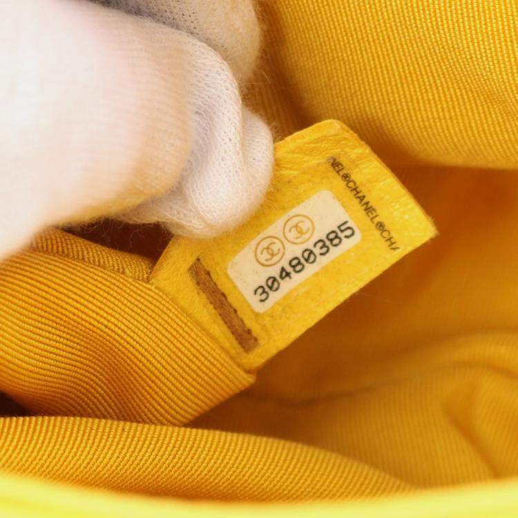 Pre Owned Chanel 19 Yellow Lambskin Leather Shoulder Bag