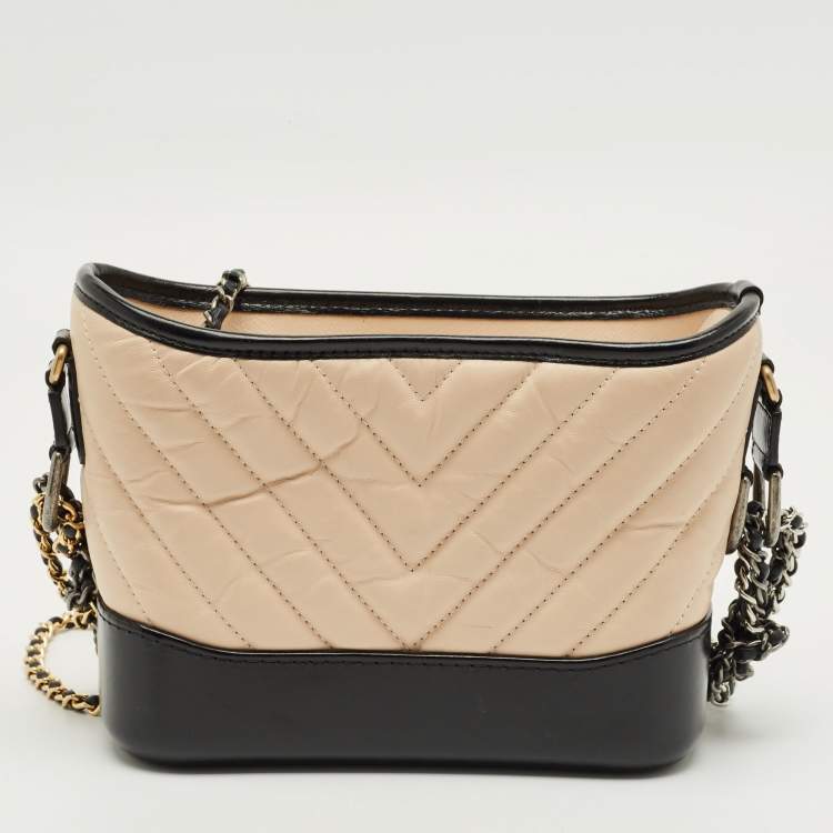 Pre Owned Chanel Beige/Black Quilted Aged Leather Small Gabrielle Hobo