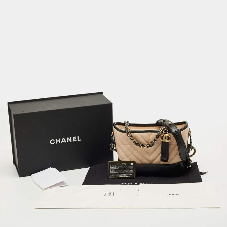 Pre Owned Chanel Beige/Black Quilted Aged Leather Small Gabrielle Hobo