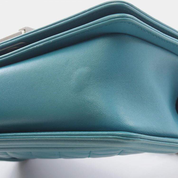 Pre Owned Chanel Boy Small Green Leather Shoulder Bag