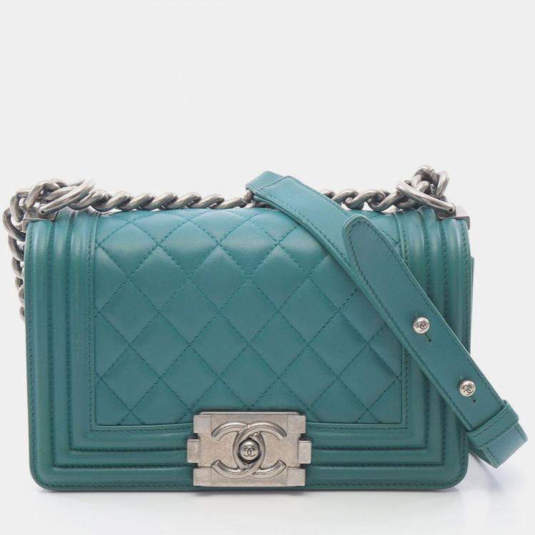 Pre Owned Chanel Boy Small Green Leather Shoulder Bag