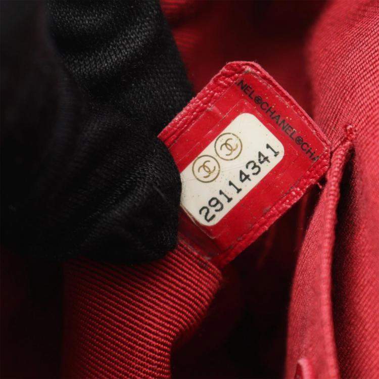 Pre Owned Chanel In-the-Loop CC Black Lambskin Sheep Leather Shoulder Bag