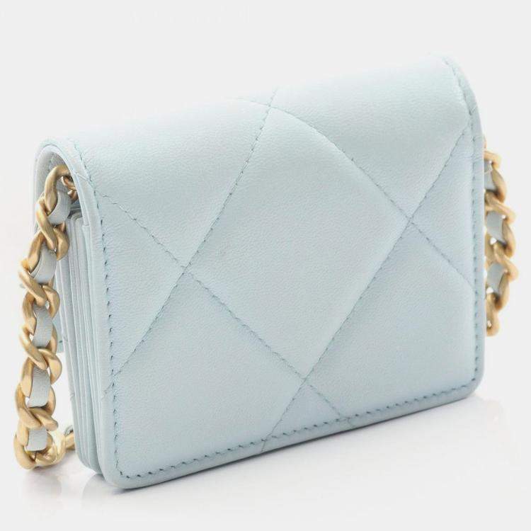 Pre Owned Chanel 19 Blue Leather Coin Purse On Chain