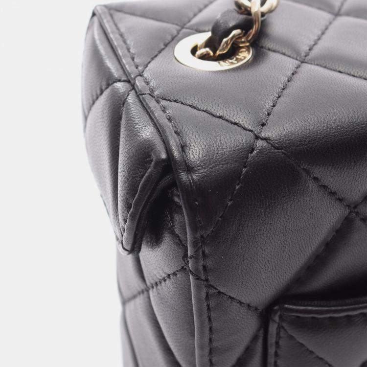 Pre Owned Chanel  CC Box Small Black Leather Shoulder Bag