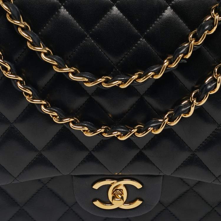 مملوكة مسبقًا Chanel Black Quilted Leather Maxi Classic Double Flap Bag