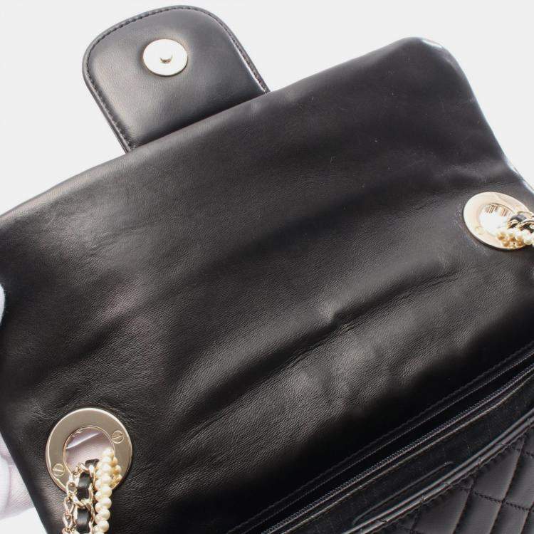 مملوكة مسبقًا Chanel Westminster Black Leather Shoulder Bag