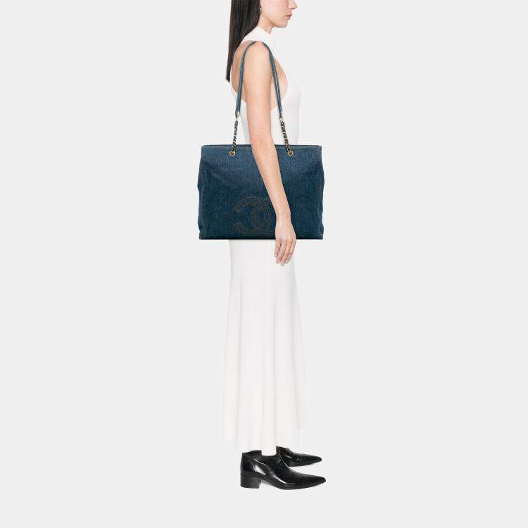 Pre Owned Chanel Blue CC Denim Chain Tote