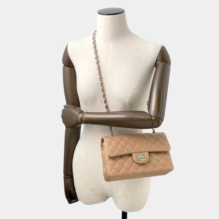 Pre Owned Chanel Matelasse W Flap Chain shoulder Bag Beige Lambskin Size 23