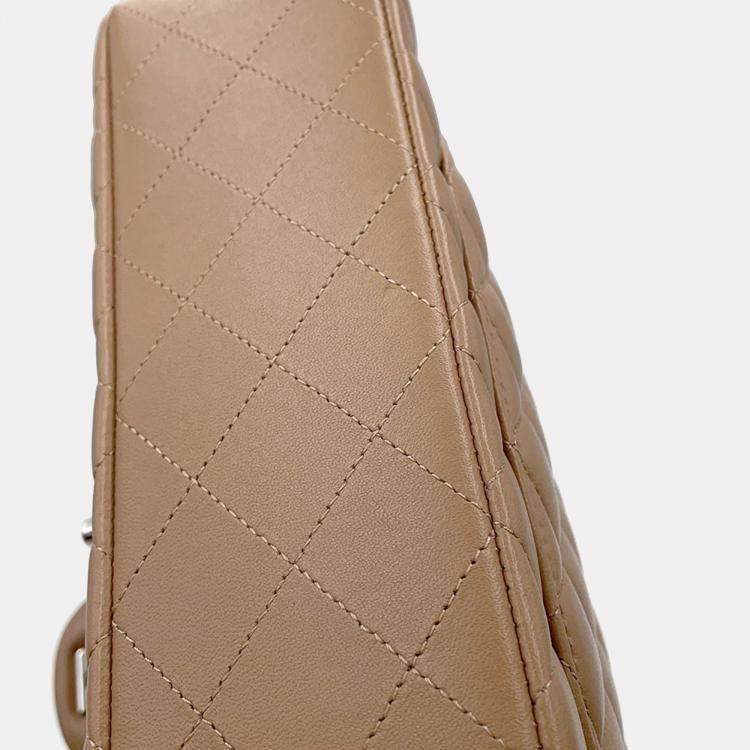 Pre Owned Chanel Matelasse W Flap Chain shoulder Bag Beige Lambskin Size 23