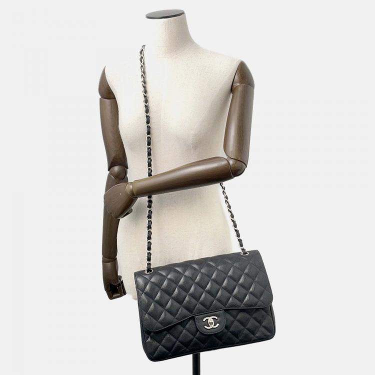 Pre Owned Chanel Matelasse W Flap Chain shoulder Black Caviar Leather Size 30