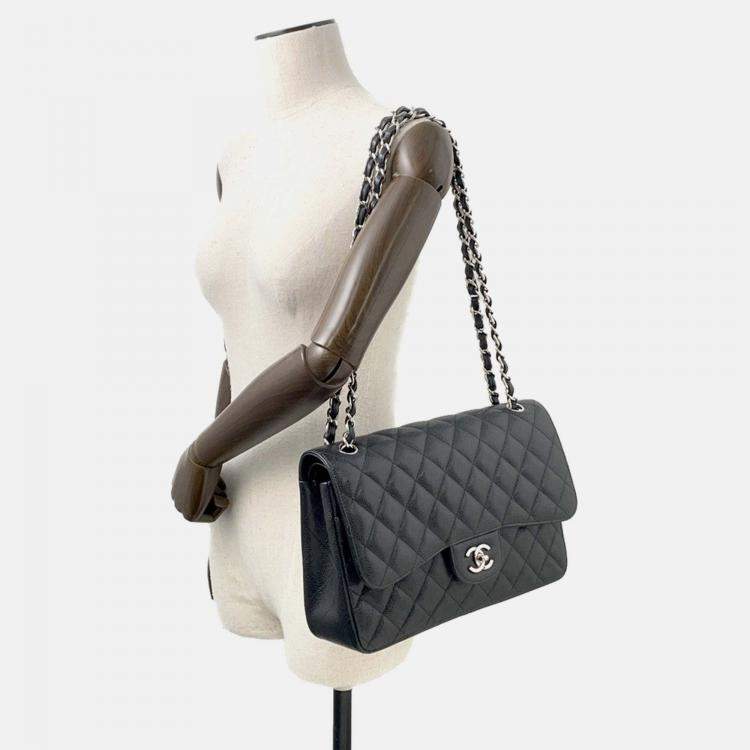 Pre Owned Chanel Matelasse W Flap Chain shoulder Black Caviar Leather Size 30