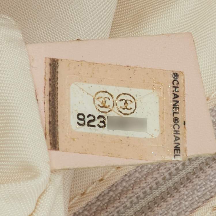 Pre Owned Chanel Beige Shimmer Nylon and Leather CC Logo Travel Line Tote