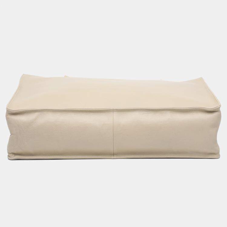 Pre Owned Chanel Brown Lambskin Embossed CC Camellia Tote