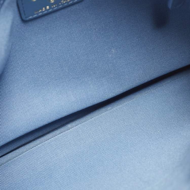 Pre Owned Chanel Blue Quilted Denim 19 O Case