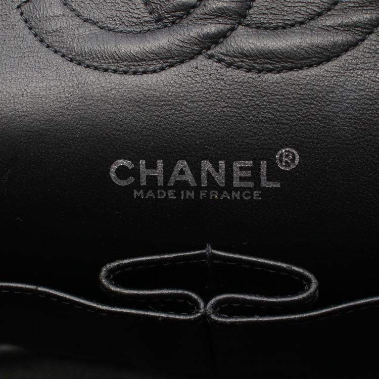 Pre Owned Chanel Matelasse W Flap Chain Shoulder Bag Leather Black