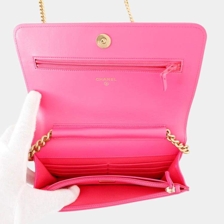 Pre Owned Chanel Chain Wallet Boy Chevron Coco Mark V Stitch