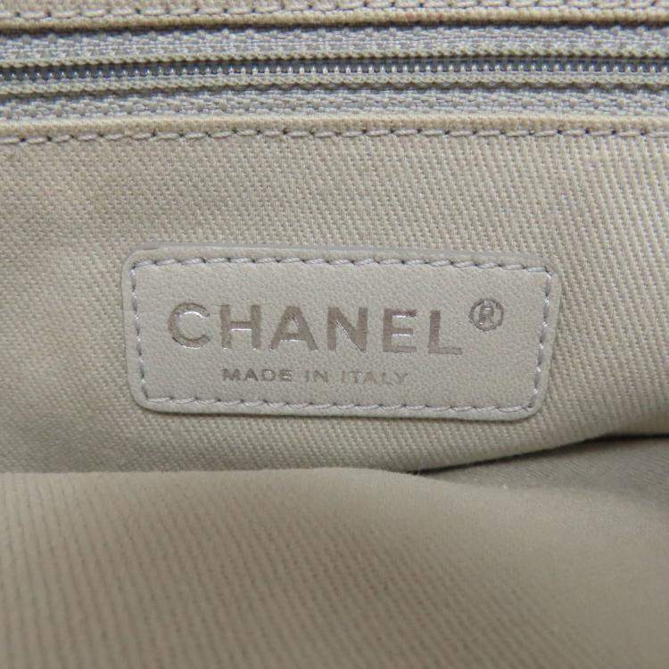 Pre Owned Chanel Matelasse Black Leather Tote