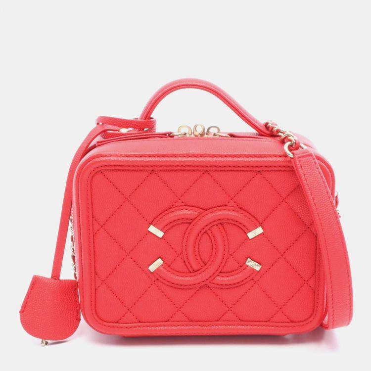 Pre Owned Chanel Filigree Small Red Leather Shoulder Bag