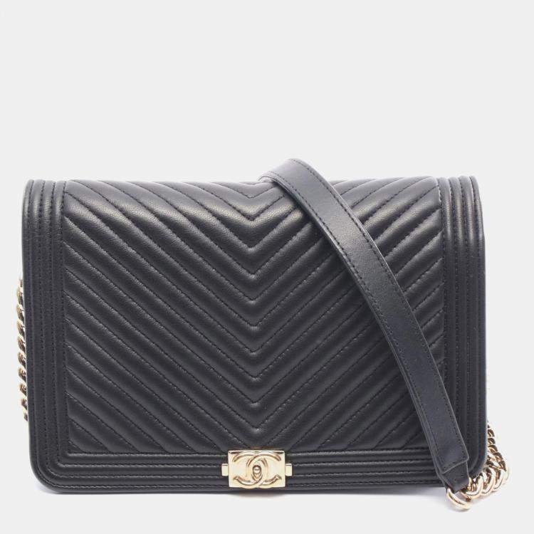 Pre Owned Chanel Boy Black Leather Crossbody Bag