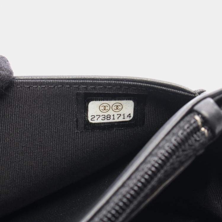 Pre Owned Chanel Boy Black Leather Crossbody Bag