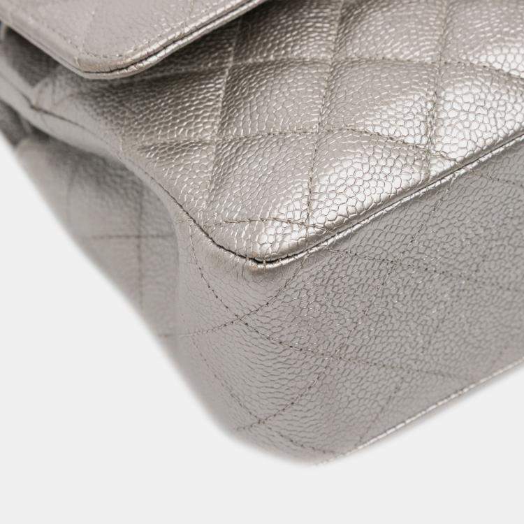 Pre Owned Chanel Silver Medium Classic Iridescent Caviar Double Flap