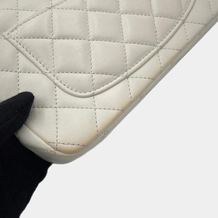 مملوكة مسبقًا Chanel Matelasse Top Handle Bag White Lambskin Size 20