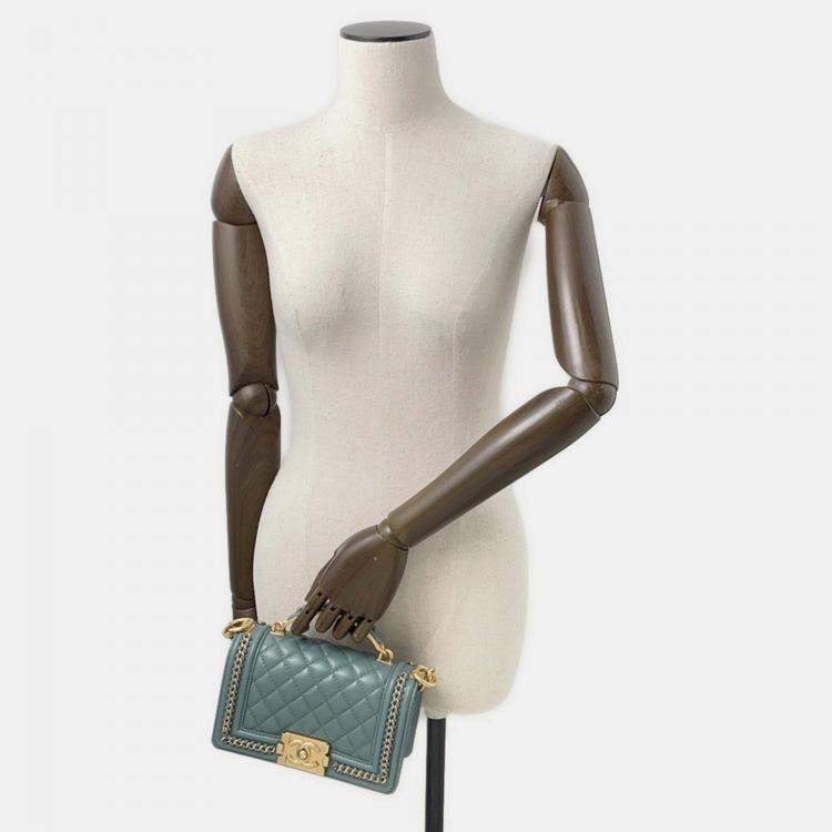 Pre Owned Chanel Boy Chanel Blue/Green Lambskin Size 20