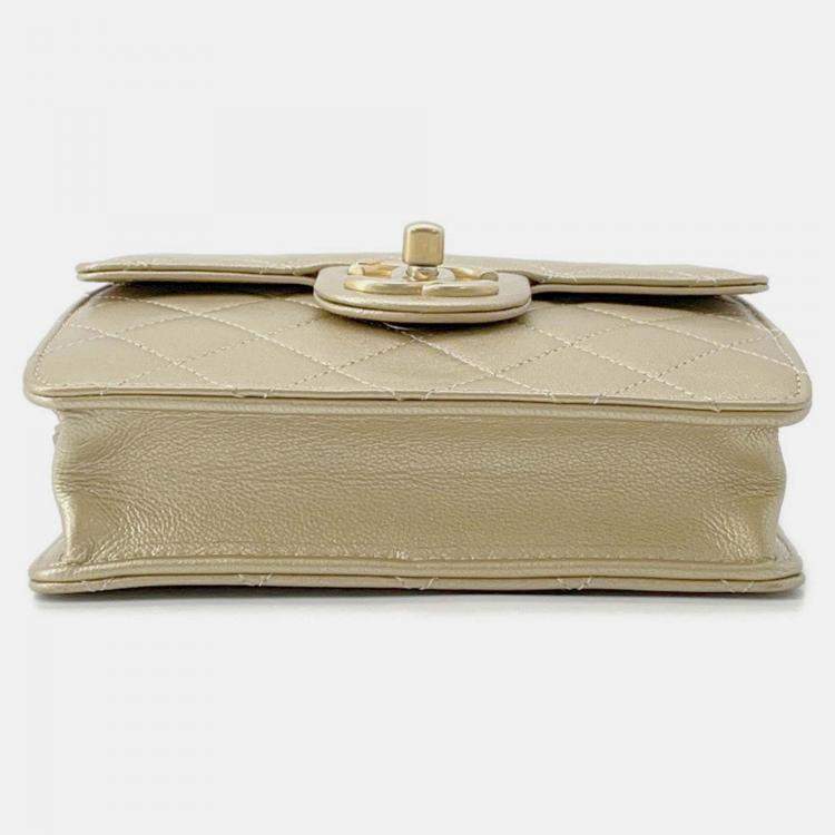 Pre Owned Chanel Matelasse Clear Pearl Shoulder Bag Gold Goatskin Leather