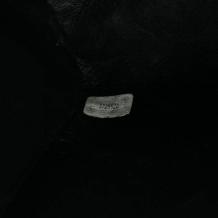 Pre Owned Chanel Black Jumbo CC Quilted Caviar Kelly Top Handle Bag