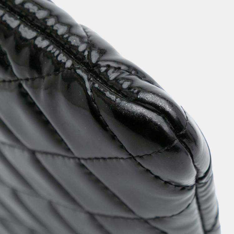 Pre Owned Chanel Black Large Quilted Patent O Case Clutch