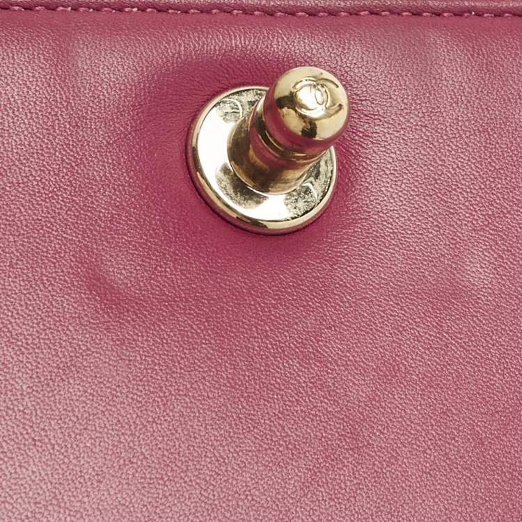 Pre Owned Chanel Pink Quilted Leather Medium Boy Flap Bag