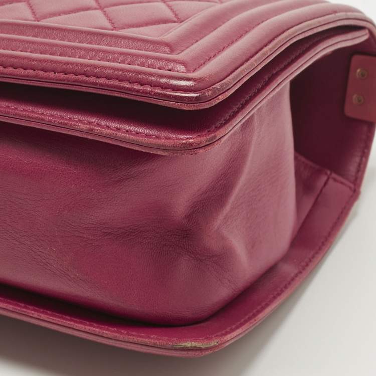 Pre Owned Chanel Pink Quilted Leather Medium Boy Flap Bag
