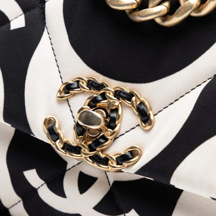 Pre Owned Chanel Black/White Medium Printed Silk 19 Flap