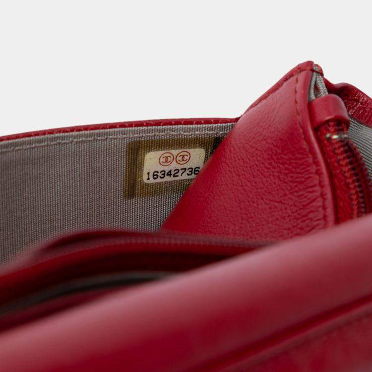 Pre Owned Chanel Red CC Caviar Wallet On Chain