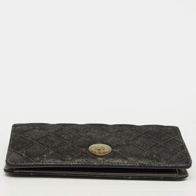 Pre Owned Chanel Black/Gold Quilted Suede Paris Edinburgh Long Wallet