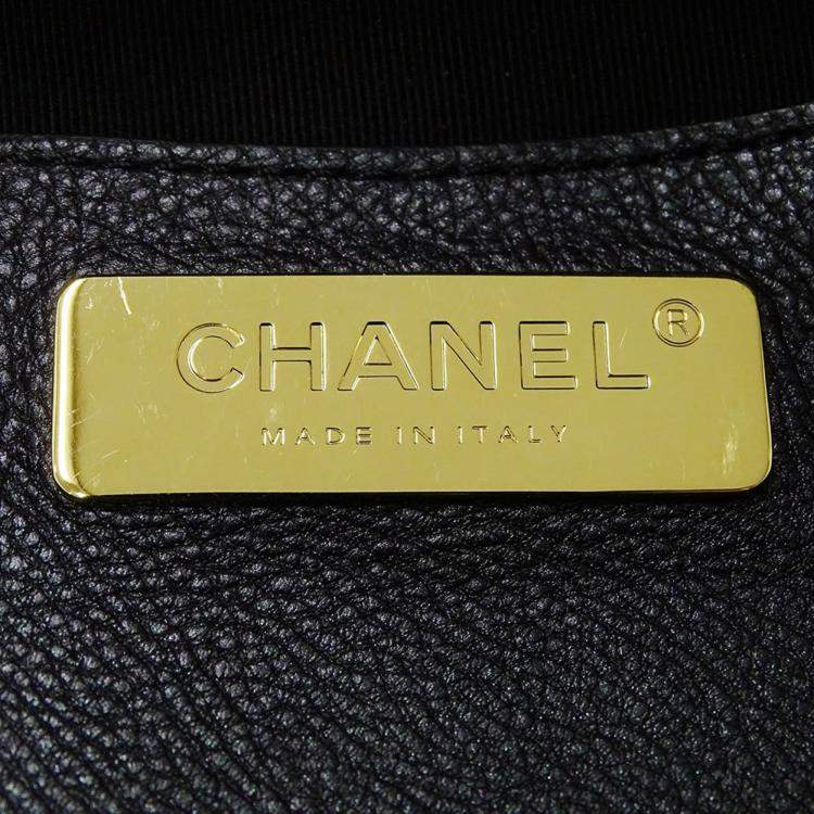 Pre Owned Chanel Matelasse Black Leather Compact  Body Waist Bag